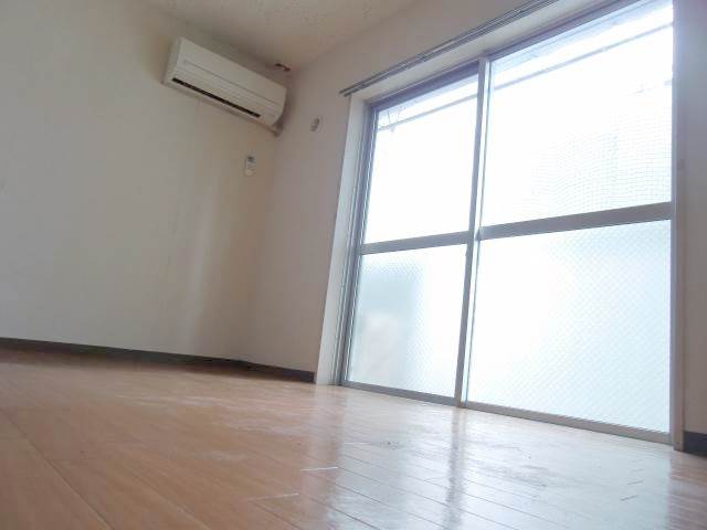 Other room space. Air conditioning firm ☆