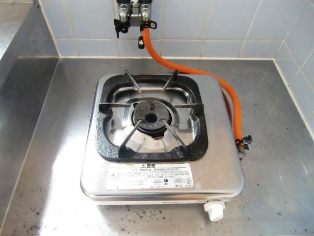 Other Equipment. 1-neck with gas stove ☆