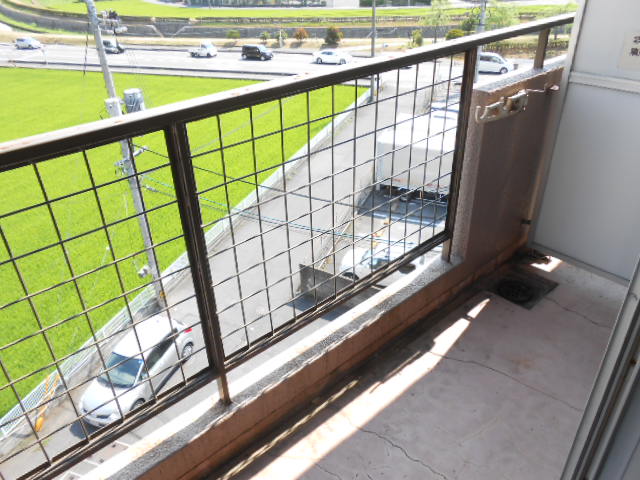 Balcony. Balconies!