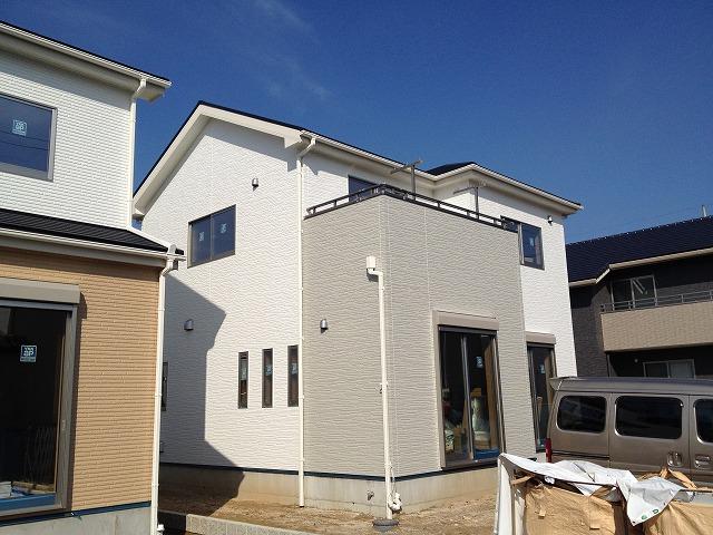 Local appearance photo. 1 Building ・ Building 3