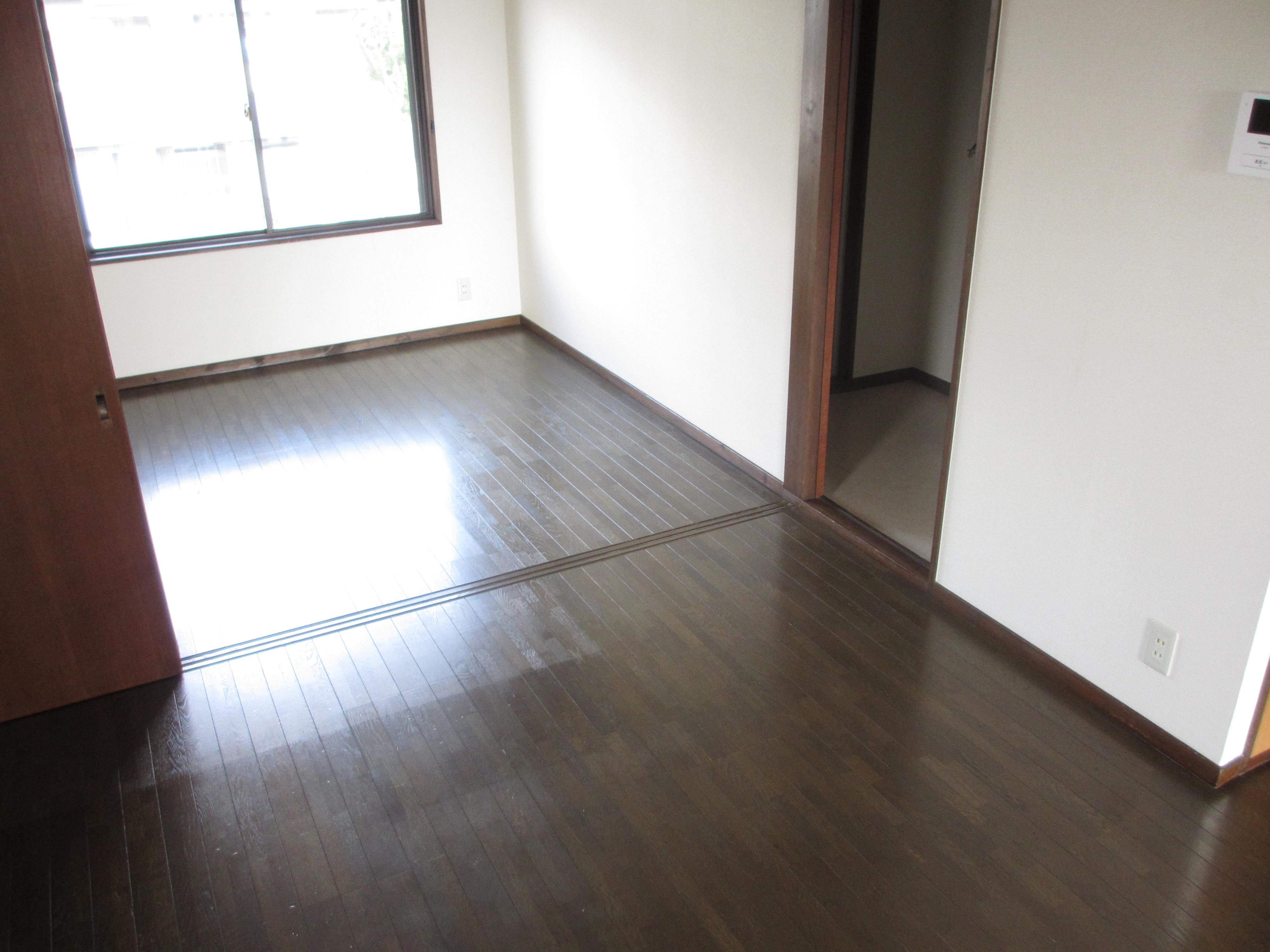 Living and room. (* ^ ▽ ^ *) (* ^ ▽ ^ *) (* ^ ▽ ^ *)