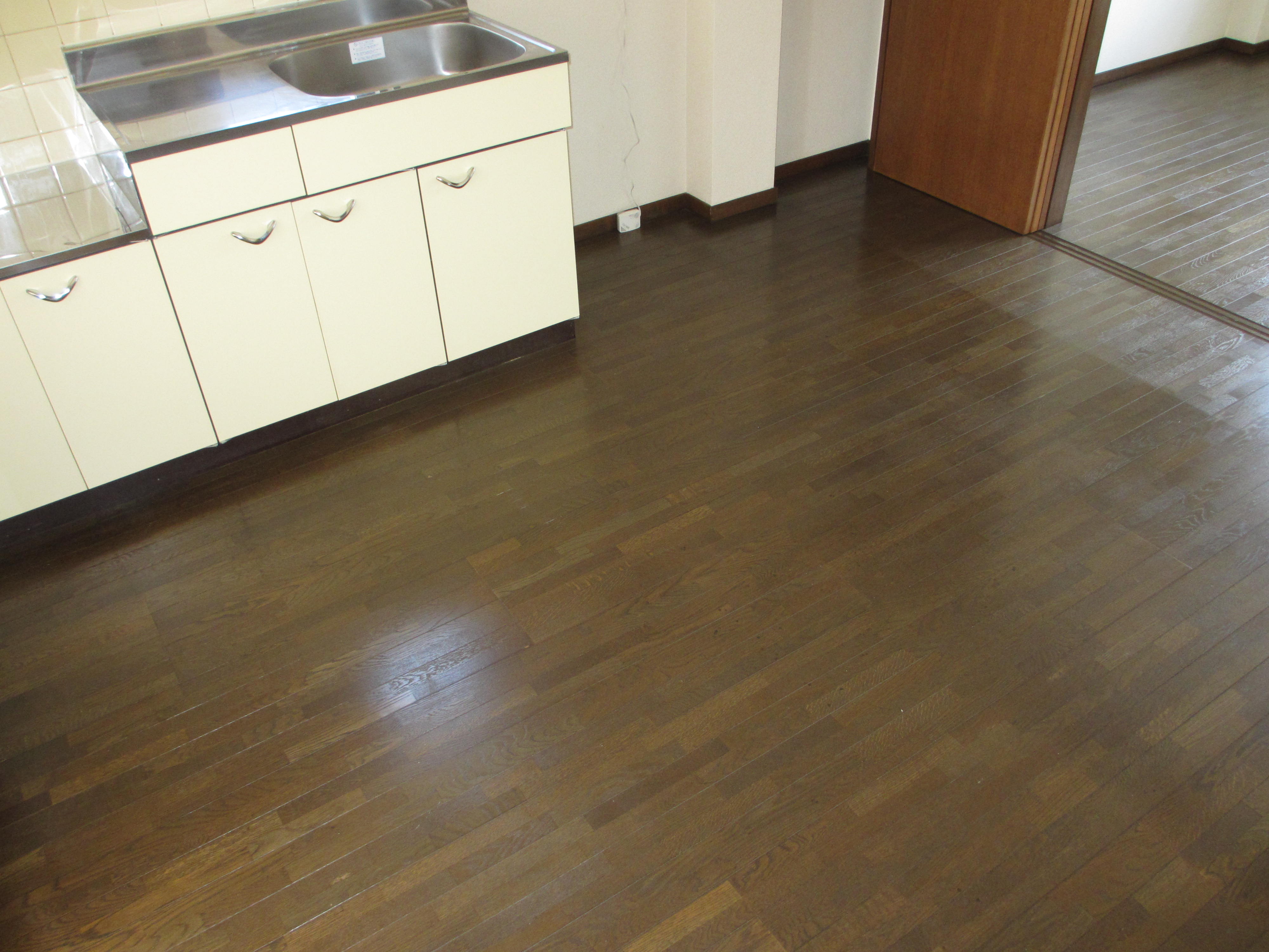 Living and room. (* ^ ▽ ^ *) (* ^ ▽ ^ *) (* ^ ▽ ^ *)