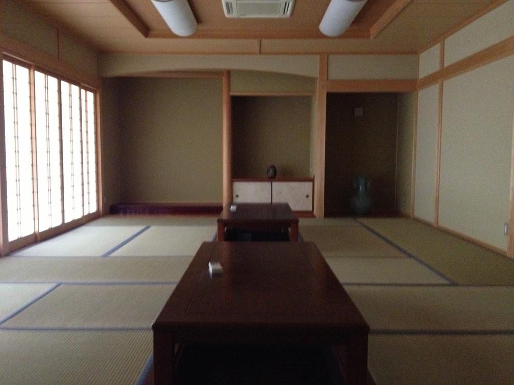 Non-living room. Indoor (June 2013) Shooting