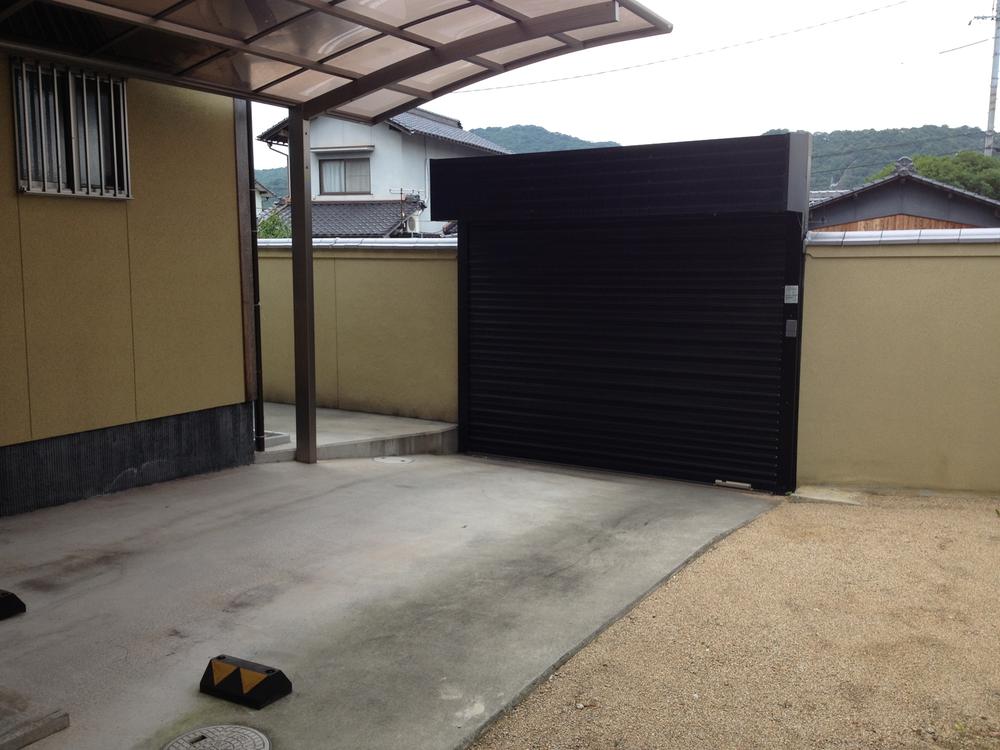 Parking lot. Local (June 2013) Shooting