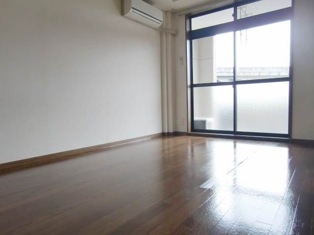 Other room space. Air-conditioned ☆