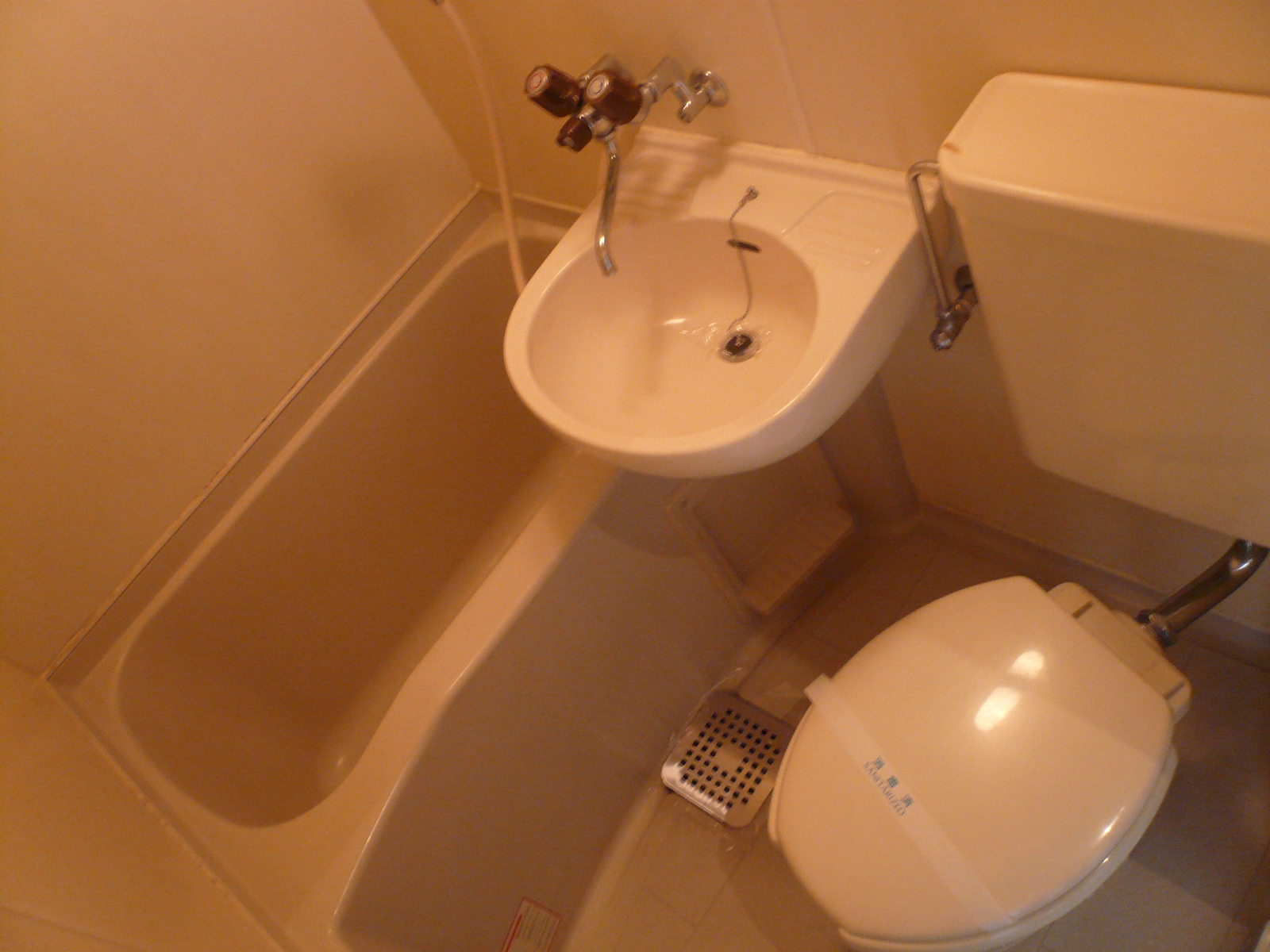 Bath. I bus toilet's together ・ ・ ・