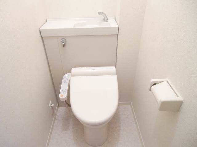 Toilet. Bidet with toilet ☆
