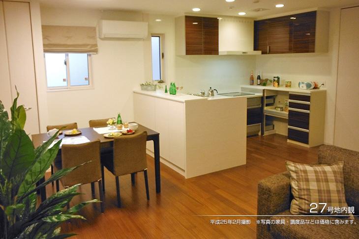 Non-living room.  [No. 27 place] [Introspection Photo] 2013 February shooting  ※ Photos furniture ・ Such as the furniture is included in price.