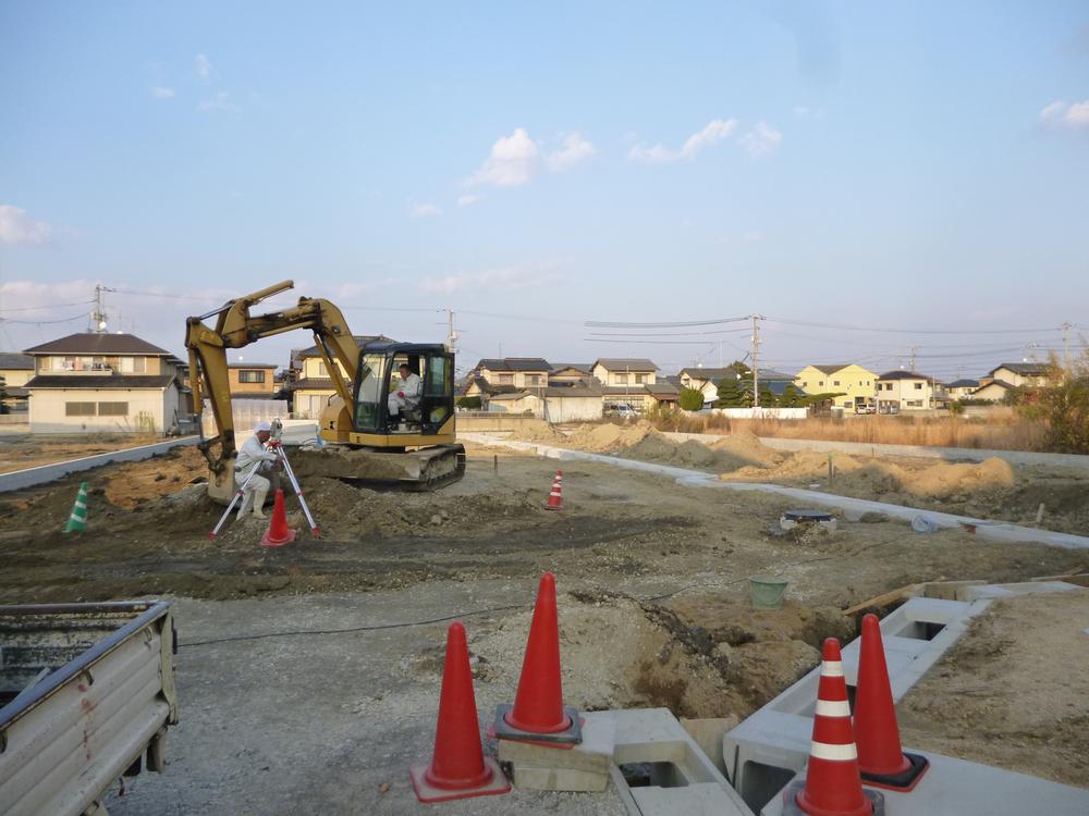 Local land photo. Local (11 May 2013) shooting current construction under construction. 2014 1 is the end of the month scheduled for completion.