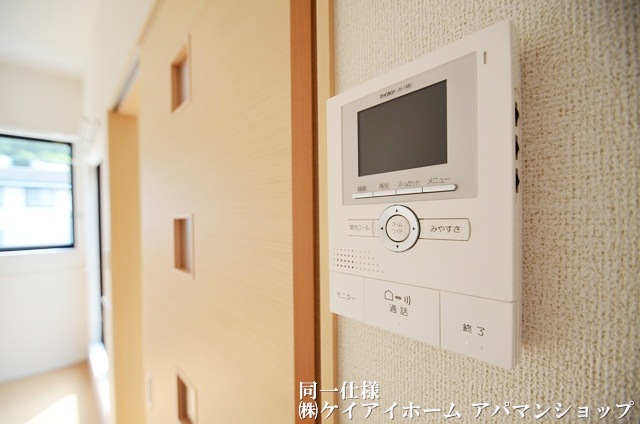 Security. The same specification ☆ Peace of mind every day in TV Intercom!
