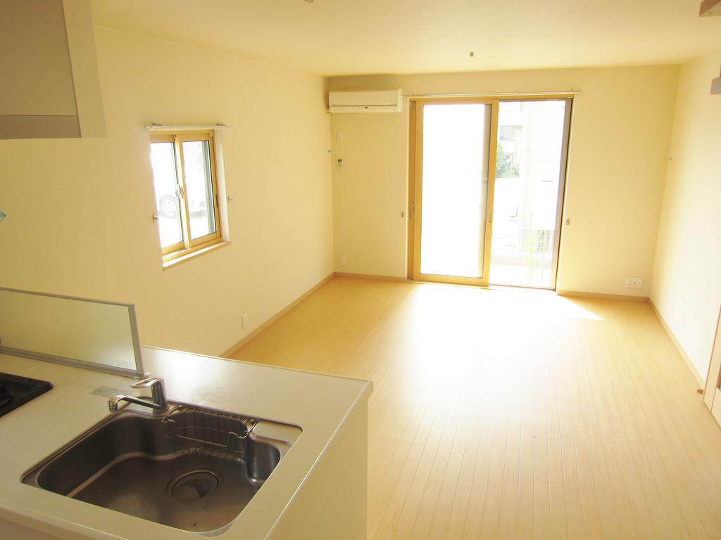 Living and room. (* ⌒O⌒ *) (* ⌒O⌒ *)