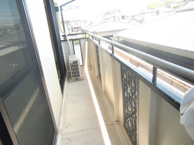 Balcony. Go wash full!