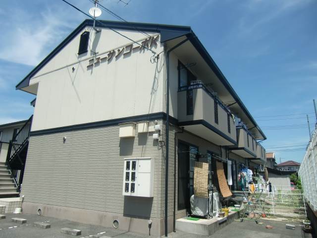 Building appearance. The appearance of the blue