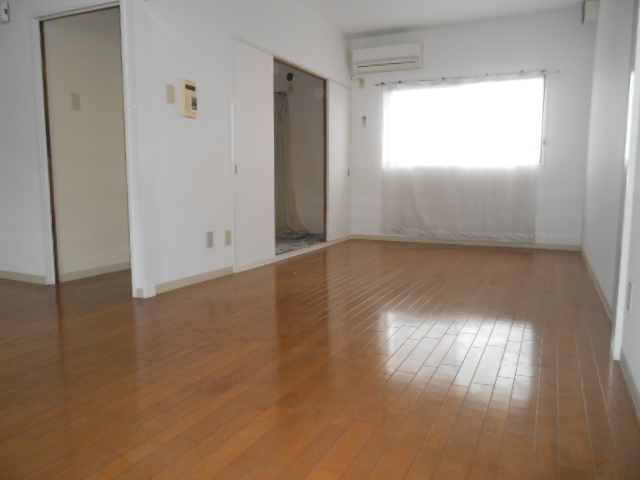 Living and room. Living is!