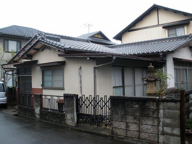 Local appearance photo. Local (12 May 2013) Shooting