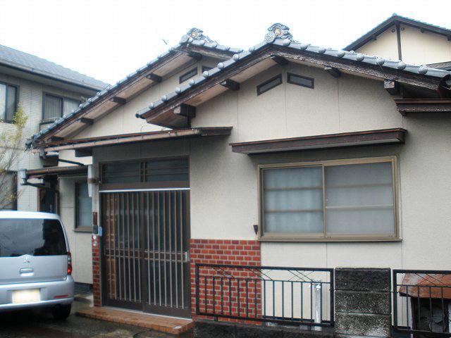 Local appearance photo. Local (12 May 2013) Shooting