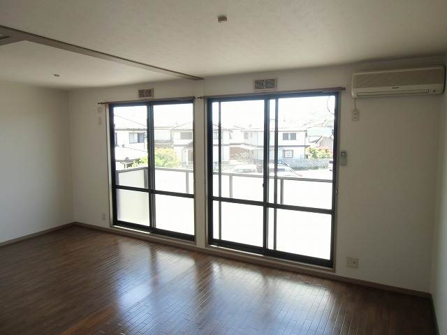 Other common areas. LDK