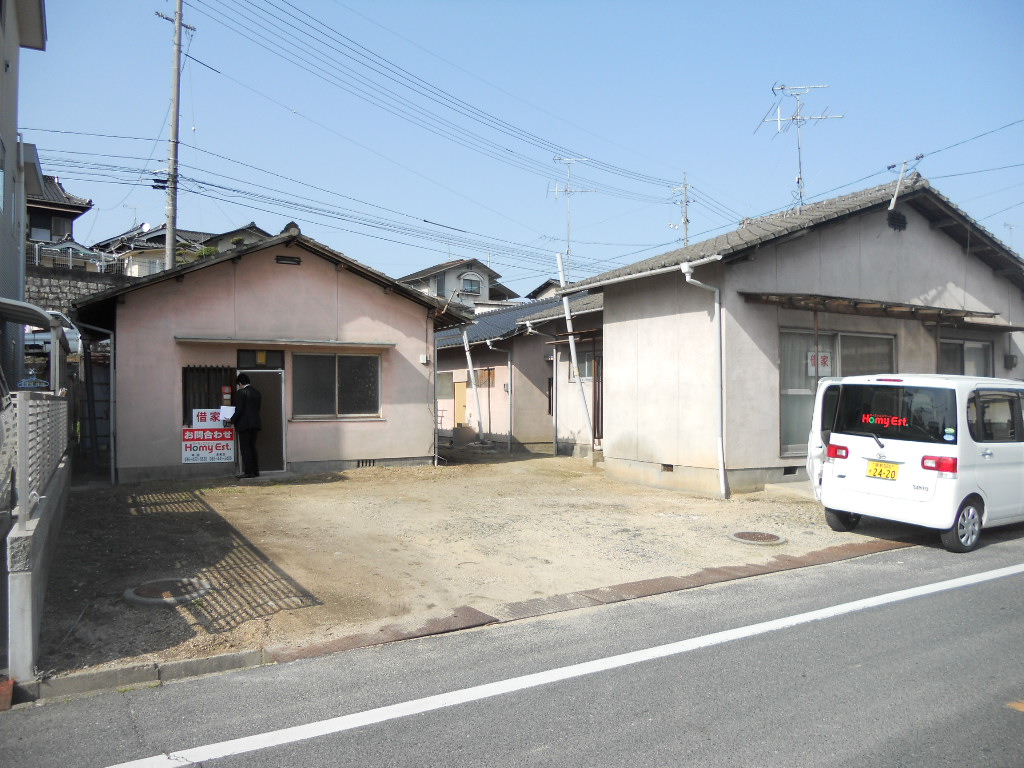 Parking lot