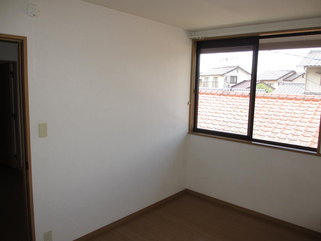 Living and room. (* ^ ▽ ^ *) (* ^ ▽ ^ *) (* ^ ▽ ^ *)