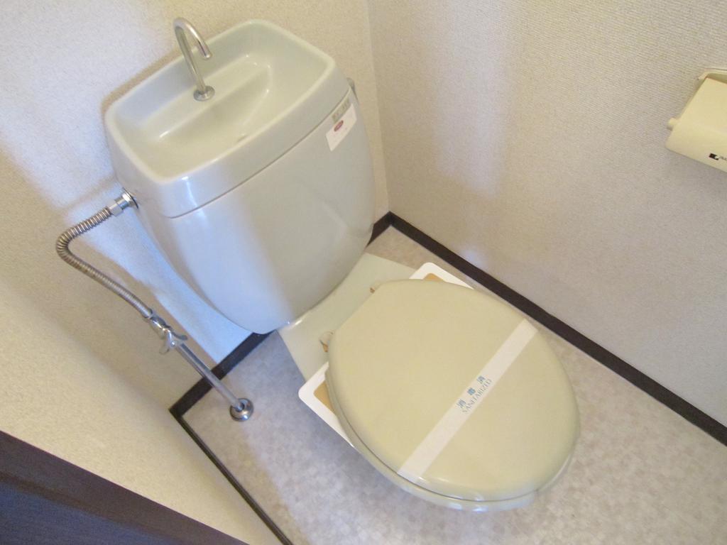 Toilet.  ☆  ☆  ☆ image ☆  ☆  ☆