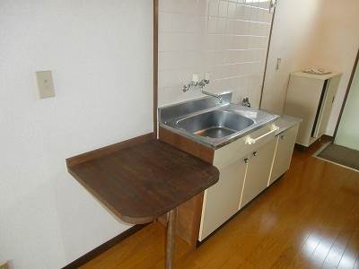 Kitchen. Kitchen spacious ☆