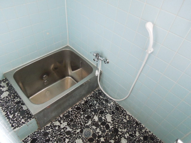 Bath. It is the bath!