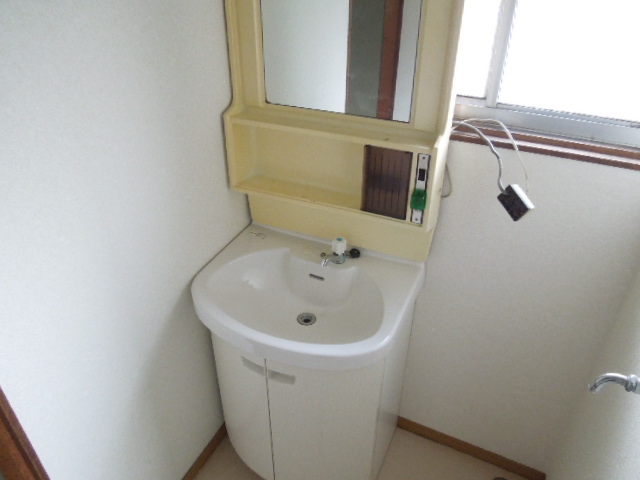 Washroom. It is the washroom!
