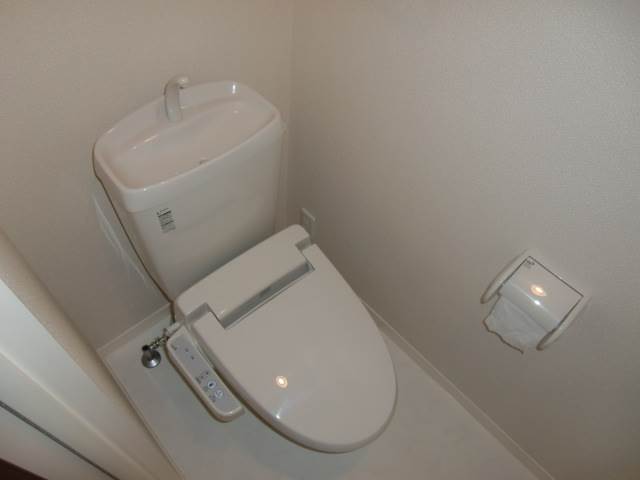 Toilet.  ※ image