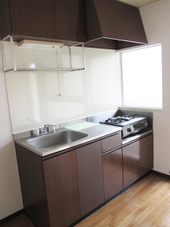 Kitchen. (* ^ ▽ ^ *) (* ^ ▽ ^ *) (* ^ ▽ ^ *)