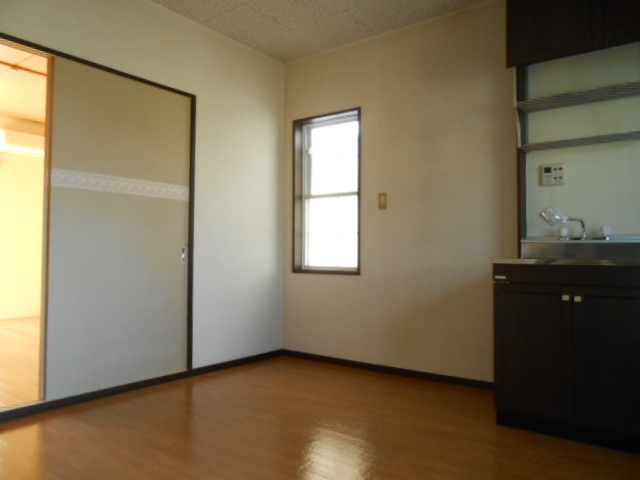 Living and room. Dining kitchen!