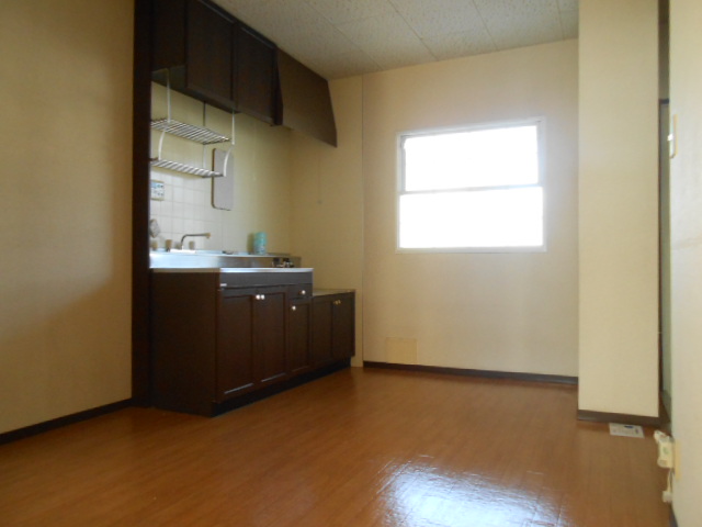 Convenience store. Circle K Kurashiki Life Park before store up (convenience store) 865m