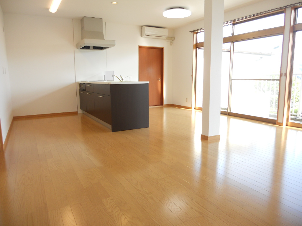 Living and room