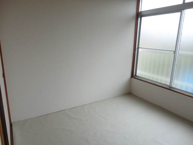 Other room space. Sunny ☆