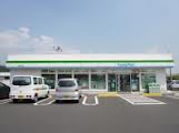Convenience store. FamilyMart Tsurajima Nishino Uramise up (convenience store) 840m