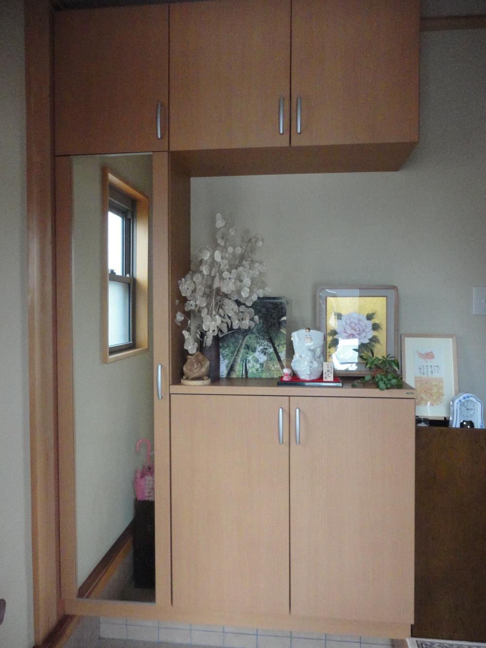 Entrance. Local (March 2013) Shooting