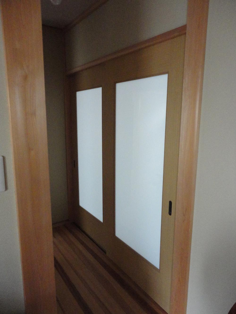 Other introspection. Indoor (March 2013) Shooting