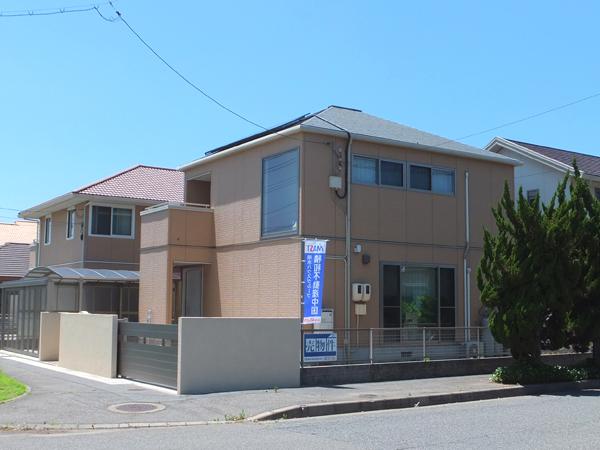 Local appearance photo. east, Corner lot in contact with the north road