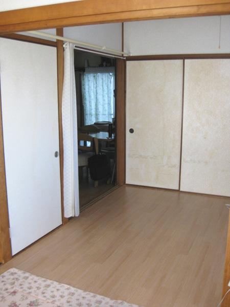 Living. 1F Western-style