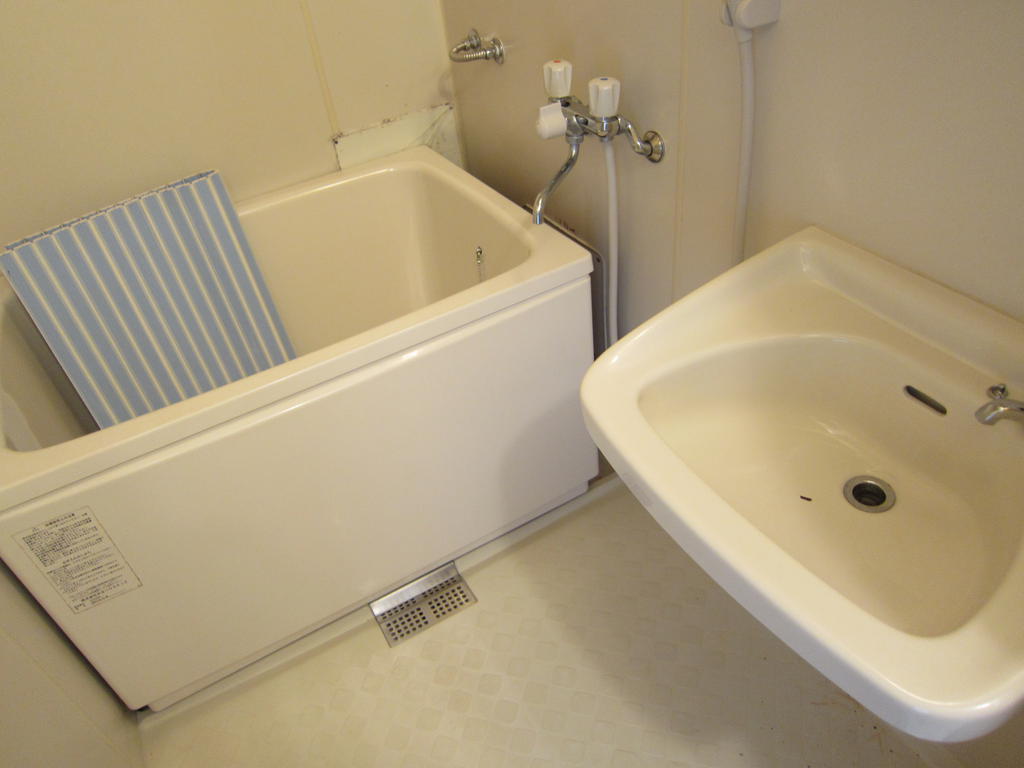 Bath. (* ⌒O⌒ *) (* ⌒O⌒ *)