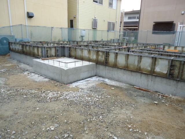 Local appearance photo. Local (12 May 2013) Shooting