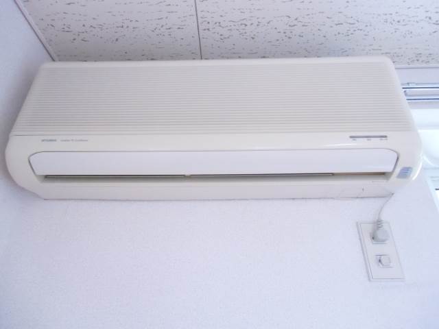 Other Equipment. ☆ There is air conditioning ☆