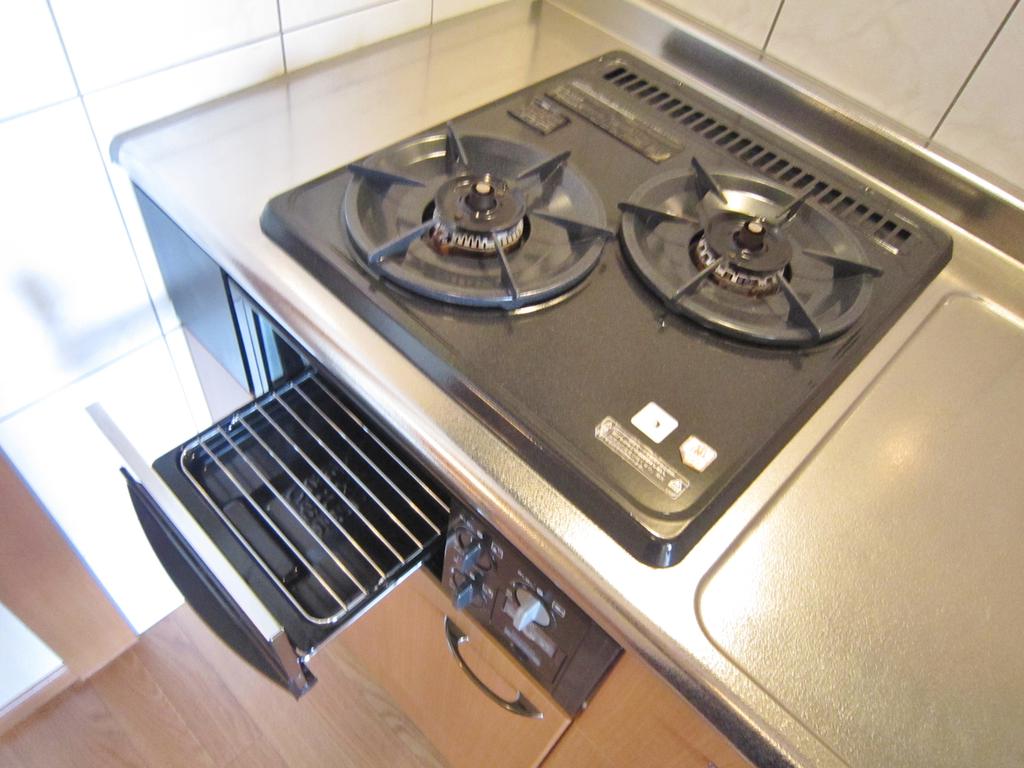 Kitchen. ☆ image ☆ System kitchen, With mouth stove