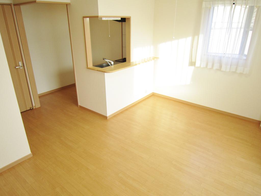 Living and room. ☆ image ☆ Popular counter kitchen