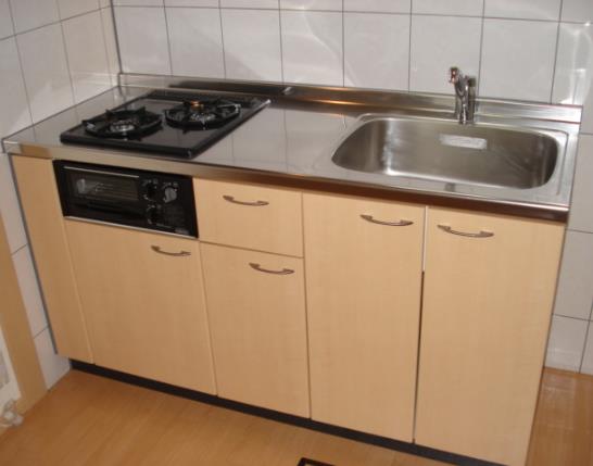 Kitchen. (* ' `*) (*'` *) (* ' `*) (*'` *) (* ' `*)