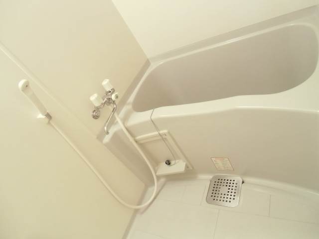 Bath. Spacious bathroom ☆