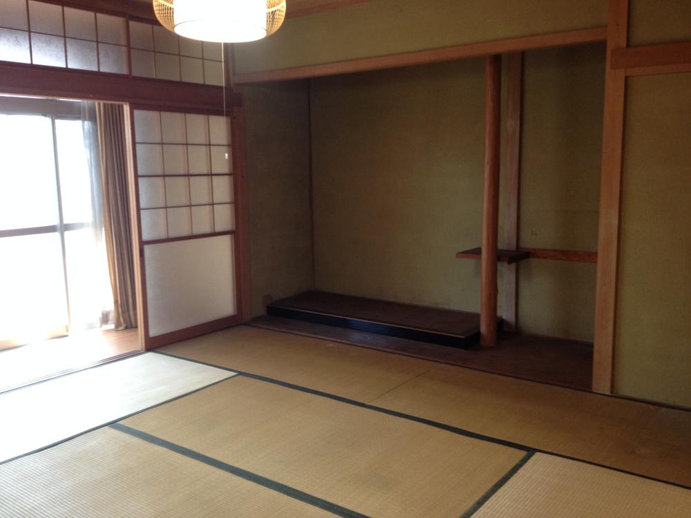 Same specifications photos (living)