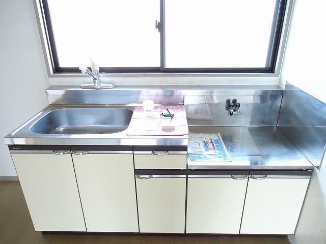 Kitchen. ※ The image is what was previously taken. In reference.