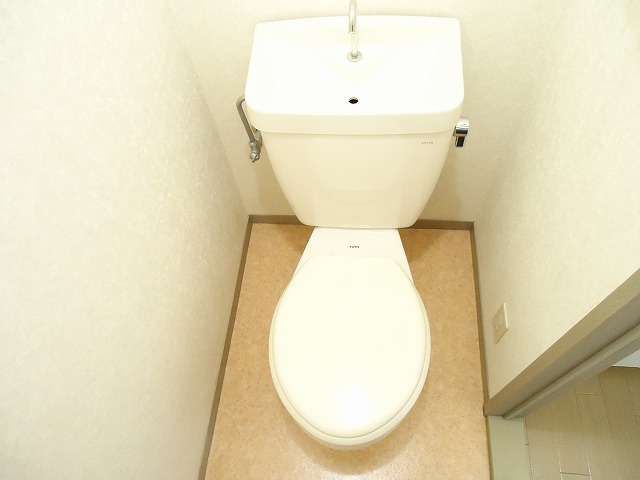 Toilet. ※ The image is what was previously taken. In reference.