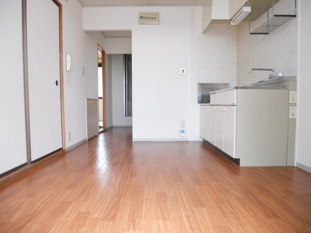 Living and room