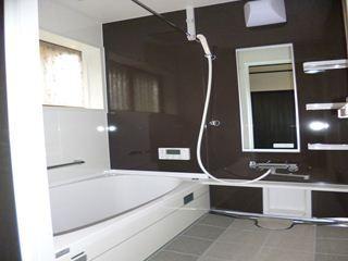 Bathroom. Warmth will put slowly because the high tub. v ( ・ u ・ ) Preliminary heating and mold measures OK = with bathroom heating dryer